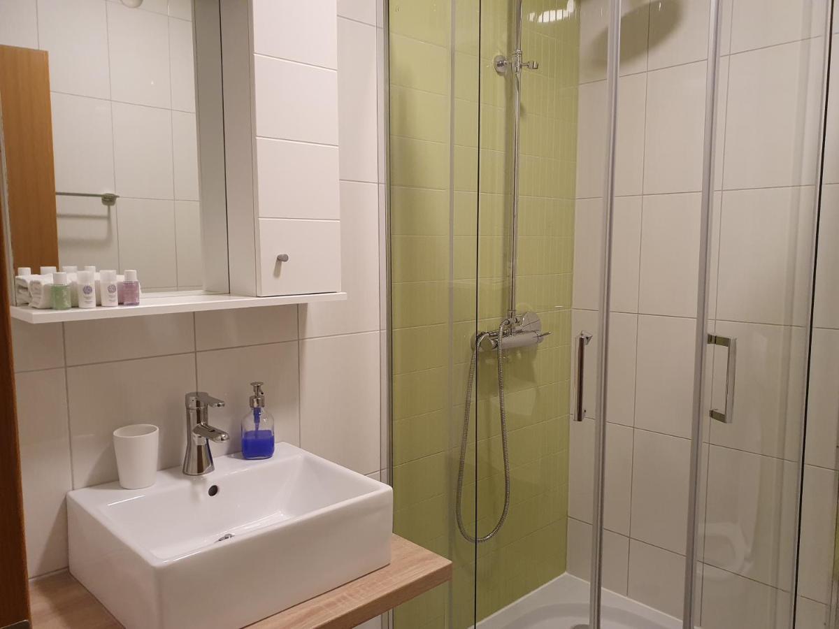 Apartmani Eterovic Башка-Вода Екстер'єр фото