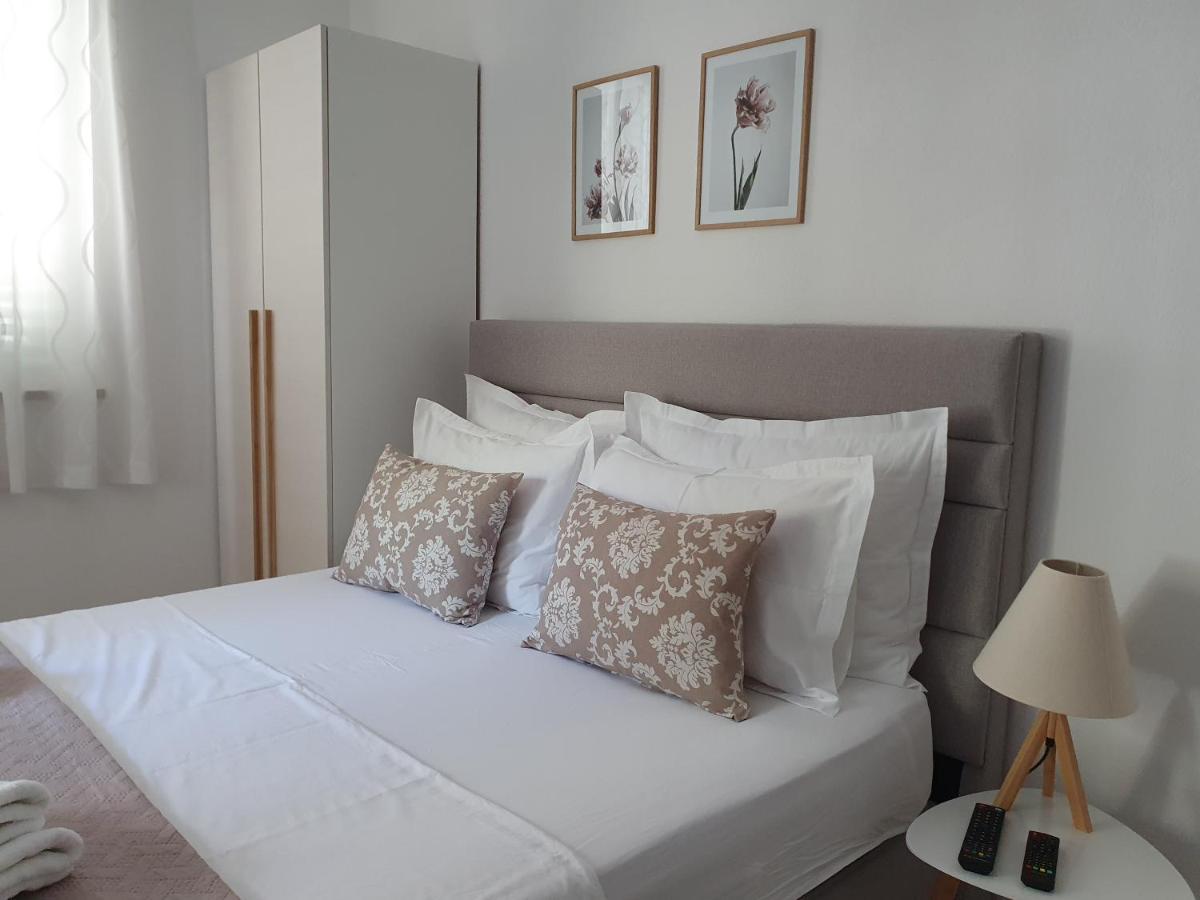 Apartmani Eterovic Башка-Вода Екстер'єр фото